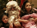 girlssantaxmaseve_0